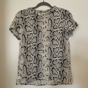 Snake print tshirt